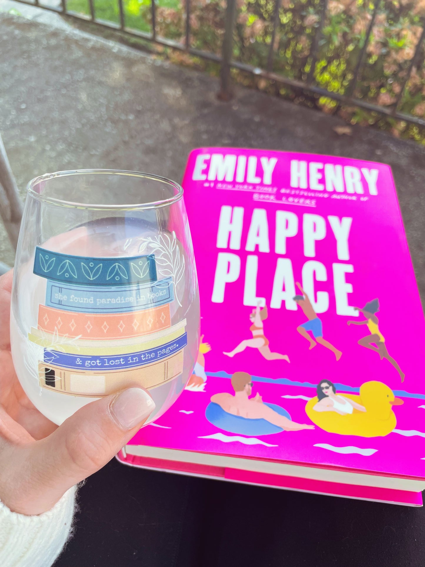 Book Paradise Stemless Wine Glass, 11.75oz