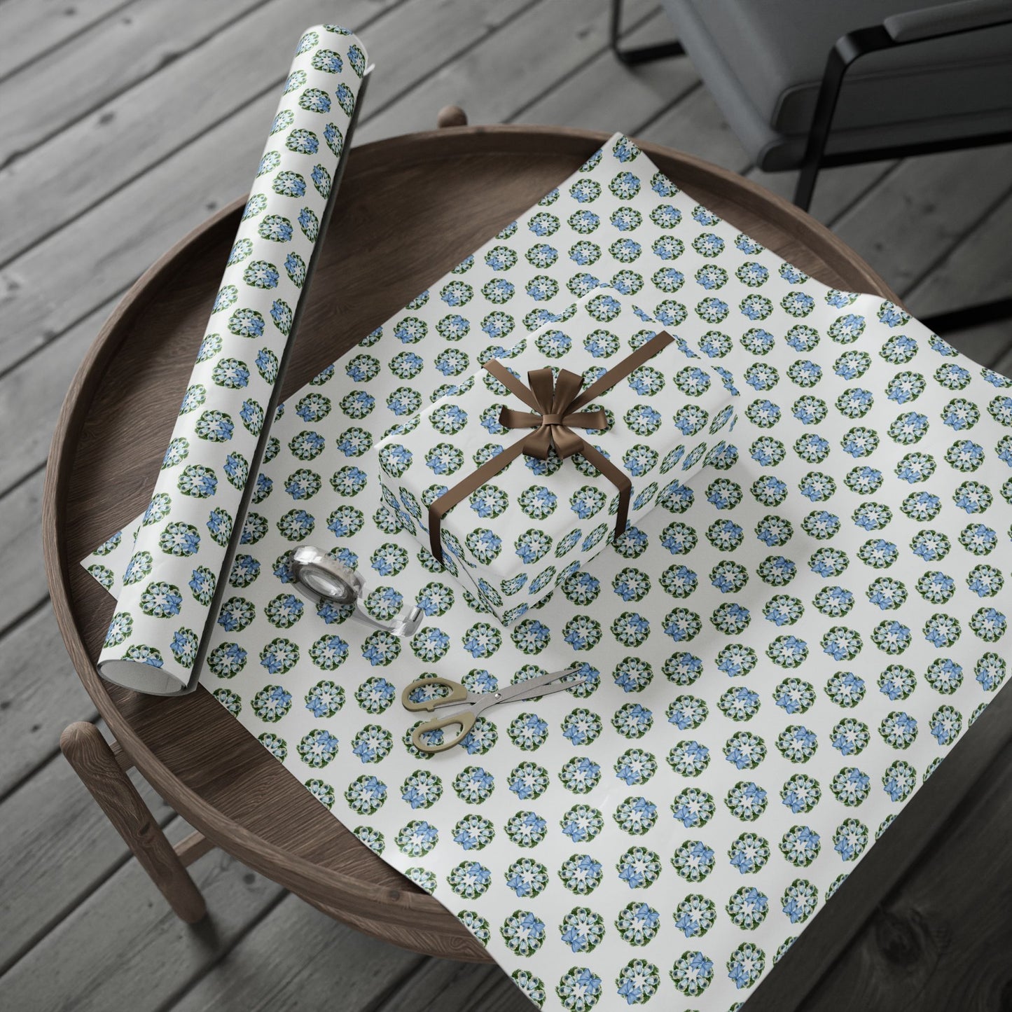 Oyster Wreath Wrapping Paper